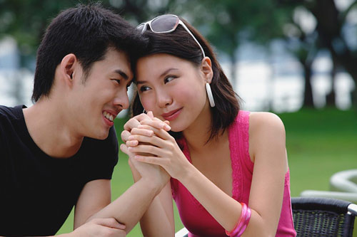 Nhờ bạn thân sinh con cho chồng - 1