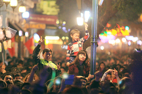 Nhà hát lớn Hà Nội đẹp lung linh đêm giao thừa - 3