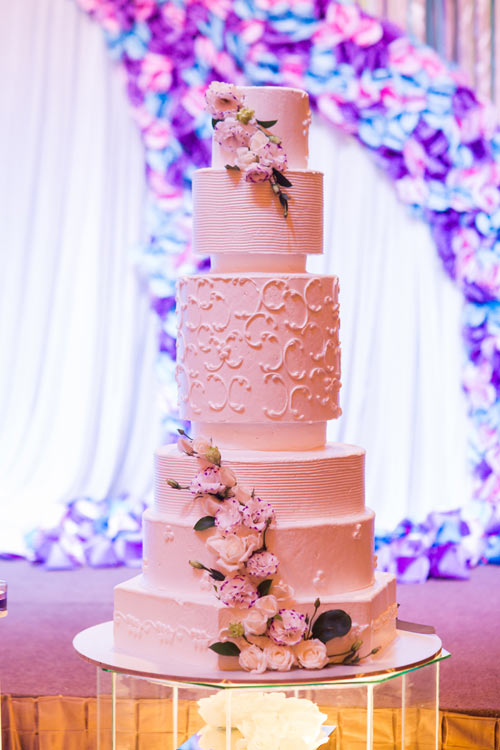 Không gian cưới ngọt ngào quot;như mơquot; của Lê Khánh - 15