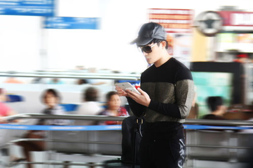 Nathan Lee một mình sang Thái đón năm mới - 8