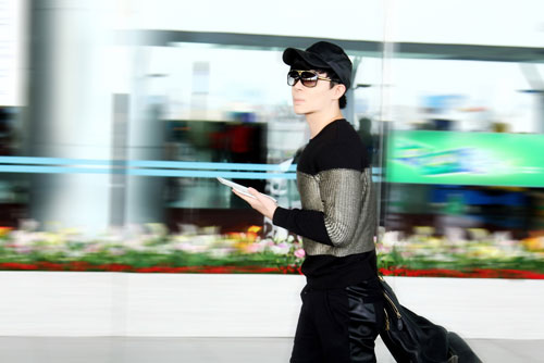 Nathan Lee một mình sang Thái đón năm mới - 7