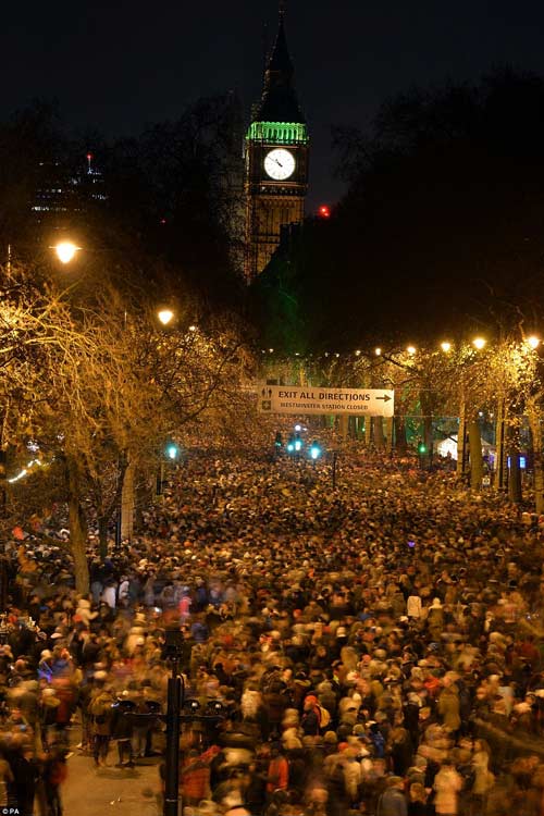 Chiêm ngưỡng màn pháo hoa lung linh tại thủ đô London - 13