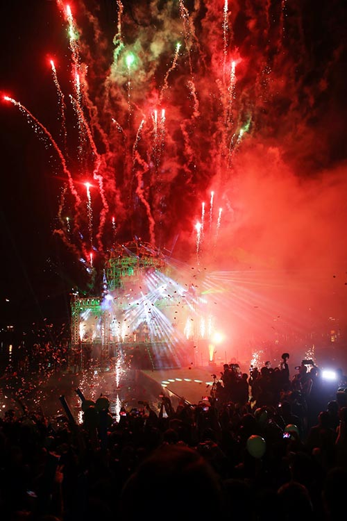 Hà Hồ, Tuấn Hưng khuấy động thời khắc chuyển giao tại Thủ đô - 19