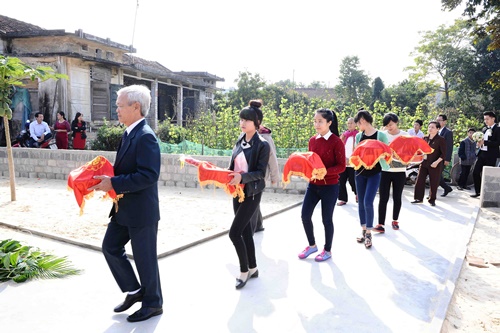 Lê Thúy khóc nức nở trong lễ rước dâu - 14