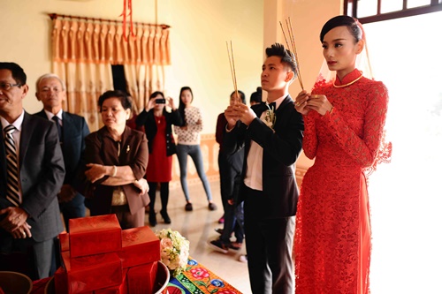 Lê Thúy khóc nức nở trong lễ rước dâu - 5