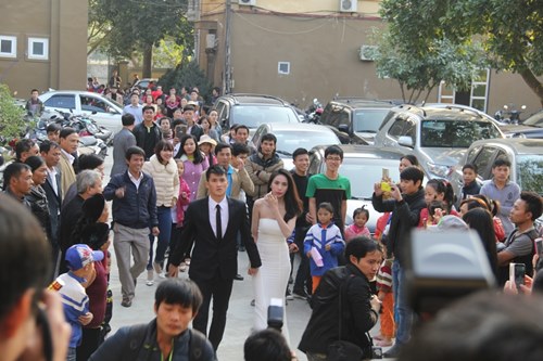 Công Vinh làm đám cưới giản đơn ở quê nhà - 12