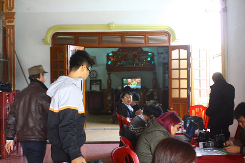 Công Vinh làm đám cưới giản đơn ở quê nhà - 1