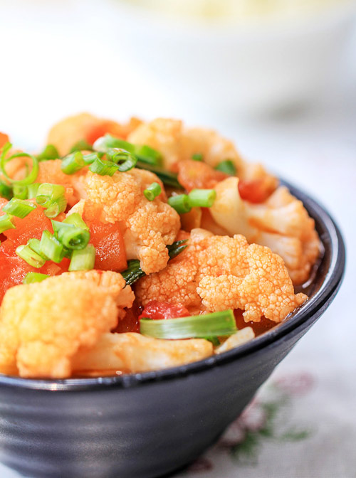 Súp lơ trắng xào cà chua: Đơn giản mà ngon bất ngờ - 5