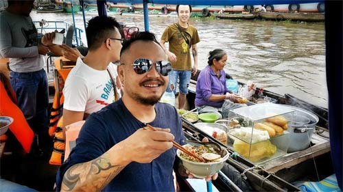 Cường Đôla: quot;Hãy sống thật với chính mìnhquot; - 10