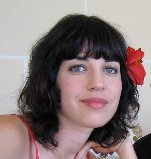 Ngắm chân dung bà xã của Kỵ sỹ bóng đêm - 7