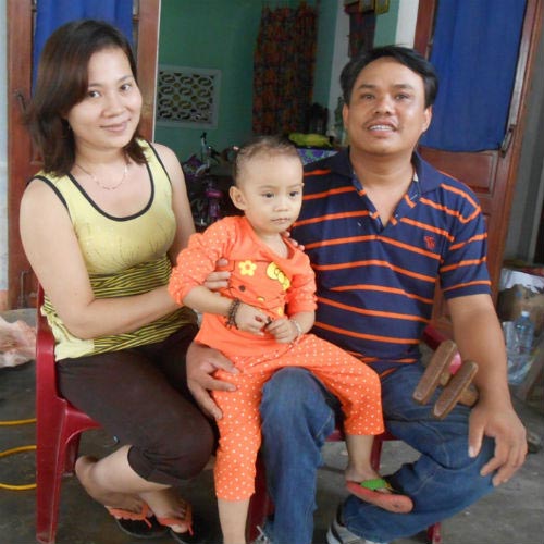 Tình yêu của “hoa khôi làng” giúp chàng trai bại liệt thành ông chủ - 1