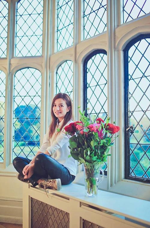 Triệu Vy trẻ đẹp như thiếu nữ đôi mươi - 5