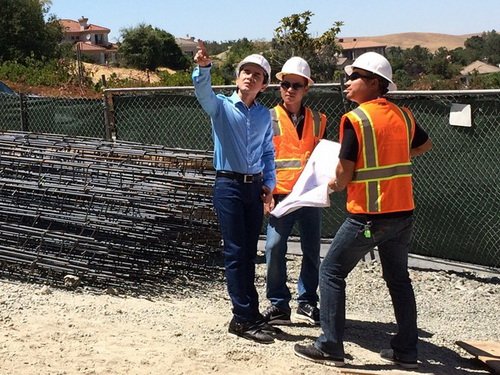 Vợ chồng Đan Trường khoe tổ ấm sang trọng tại Mỹ - 2