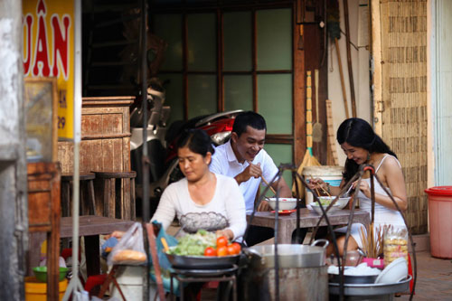 Xúc động ngắm nhìn ảnh cưới “Quê em mùa nước lũ” - 10