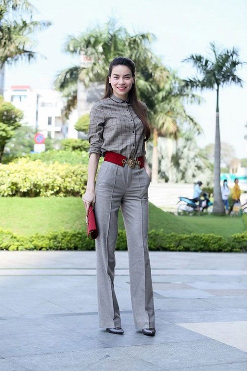 Hồ Ngọc Hà dùng thắt lưng to bản cực chất - 1