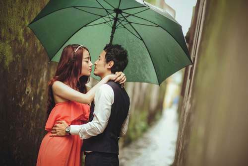Đám cưới bất ngờ của bà mối phải quot;đền đạnquot; - 5