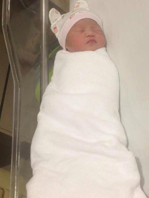 Đài Trang The Bells đã sinh con gái đầu lòng - 4