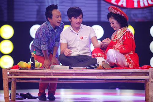 HH Kỳ Duyên giản dị vẫn đẹp rạng ngời - 11