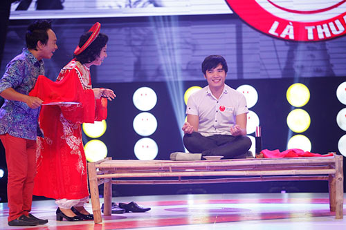 HH Kỳ Duyên giản dị vẫn đẹp rạng ngời - 14