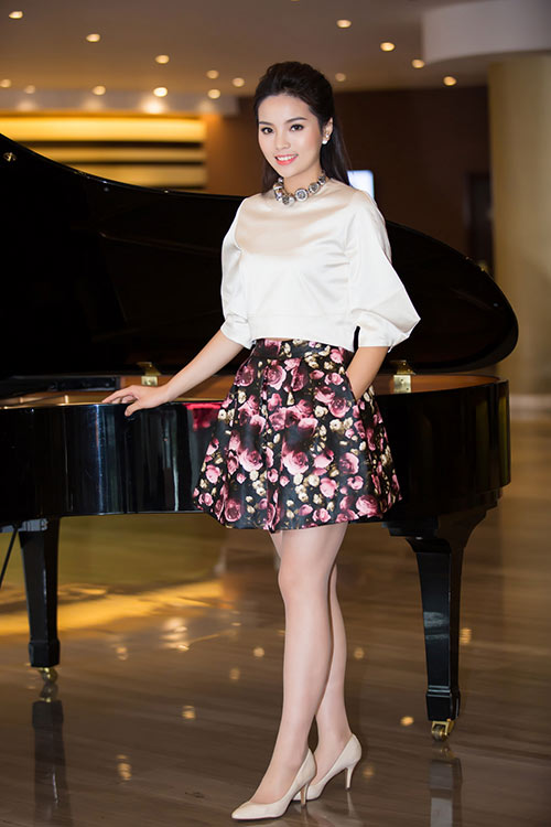 HH Kỳ Duyên giản dị vẫn đẹp rạng ngời - 5