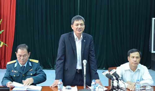 Phi công VNA ấn nhầm nút báo khủng bố bị phạt 3 triệu đồng - 2