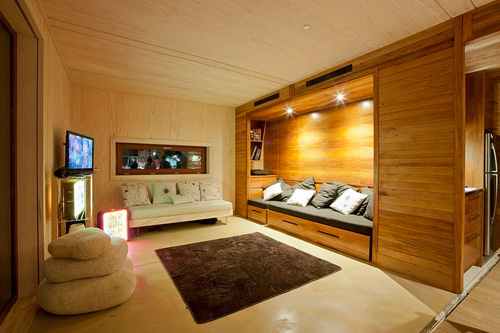 Thần Phật vào nhà trước, mang nhiều điều bình an - 3