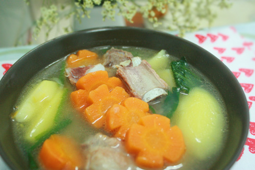 Canh khoai tây sườn nóng hổi - 17