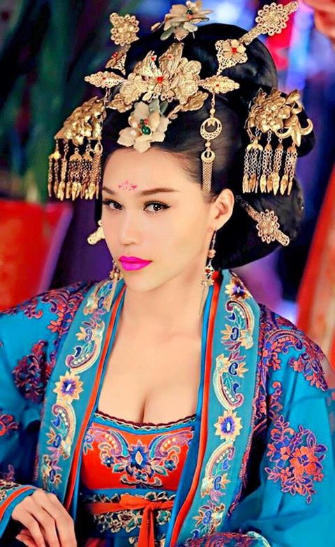 Dương Yến Ngọc: quot;Phạm Băng Băng là bình hoa di độngquot; - 15