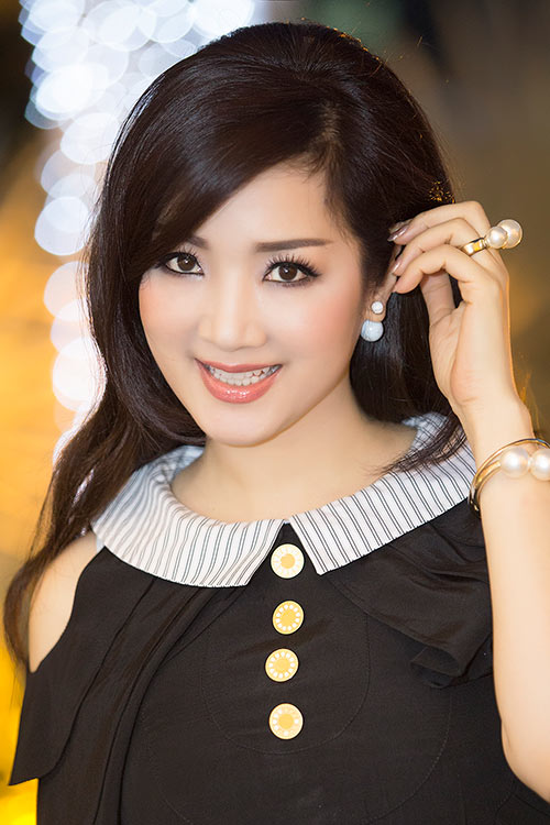 Giáng My sang trọng, điệu đà làm giám khảo - 4