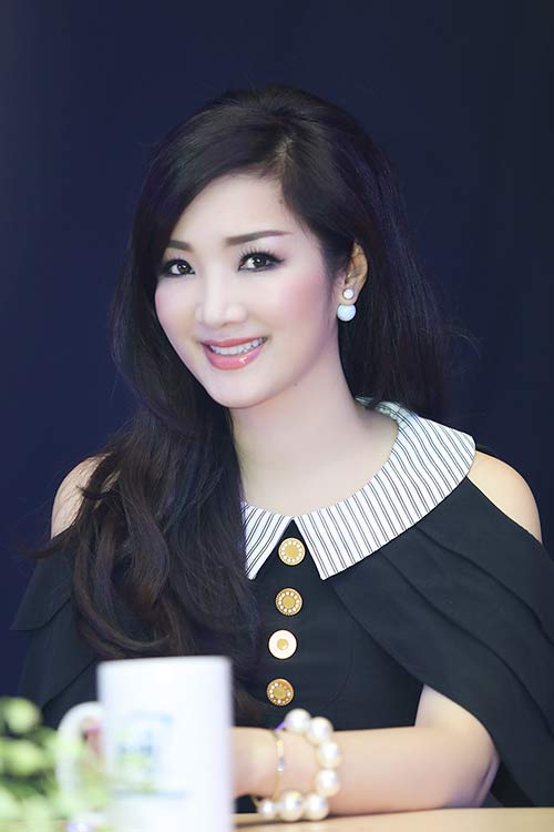 Giáng My sang trọng, điệu đà làm giám khảo - 7