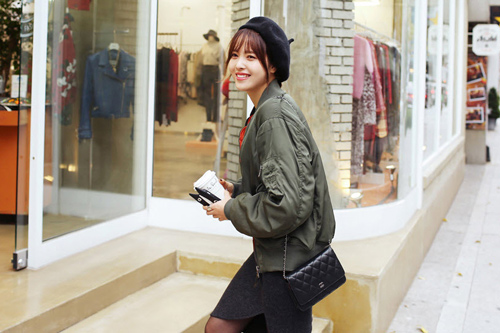 2 màu sắc tôn da bất ngờ khó lòng bỏ qua - 9