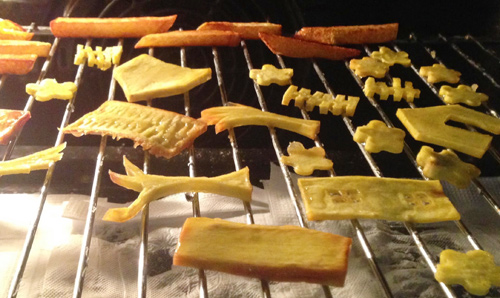 Khoai lang ngào đường hình ngôi nhà cho bé! - 5