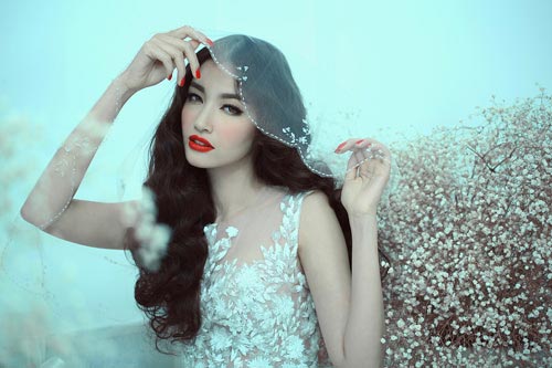 So nhan sắc hai quot;cô dâu tháng 2quot; của showbiz - 11