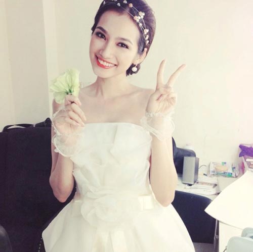 So nhan sắc hai quot;cô dâu tháng 2quot; của showbiz - 9