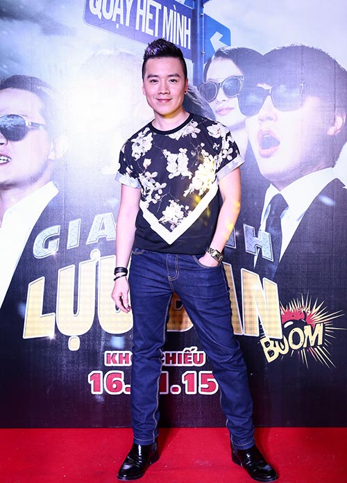 Diễn viên Thùy Dương đỏ rực đi xem phim Tết - 3