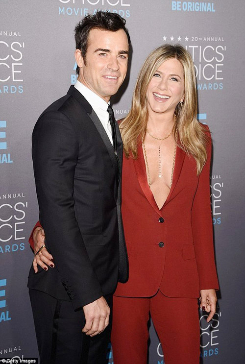 Không né tránh, Angelina Jolie quot;đối đầuquot; Jennifer Aniston - 3