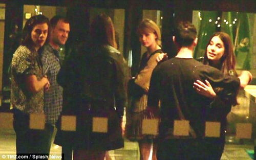 Không né tránh, Angelina Jolie quot;đối đầuquot; Jennifer Aniston - 5