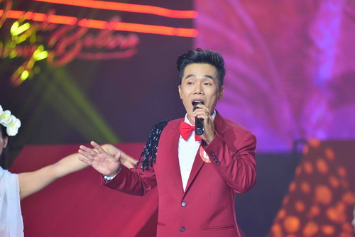 Quán quân quot;Solo cùng Boleroquot; chỉ học hết lớp 8 - 6