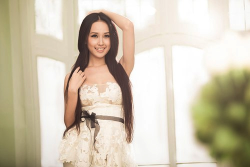 Mai Phương Thúy làm cô dâu gợi cảm dù chưa kết hôn - 10