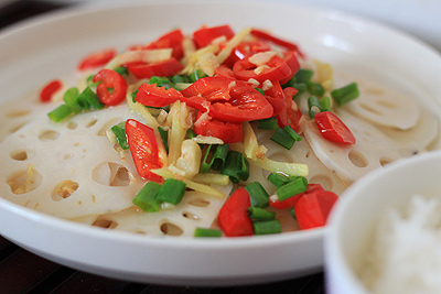 Gỏi củ sen kiểu mới, vài phút là xong - 4