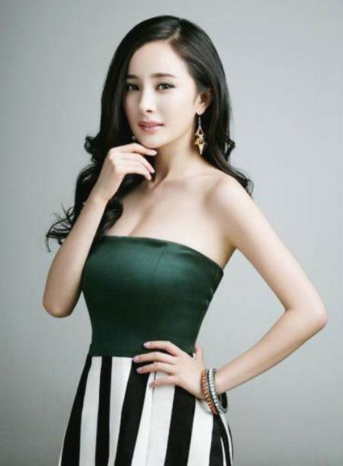 Những sao Hoa ngữ bỗng dưng có vòng một phổng phao - 6