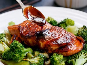 Cá hồi sốt Teriyaki ngon không phải nghĩ