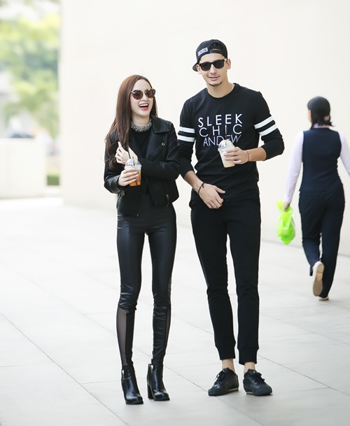 Angela Phương Trinh tình cảm với bạn nhảy trên phố - 3