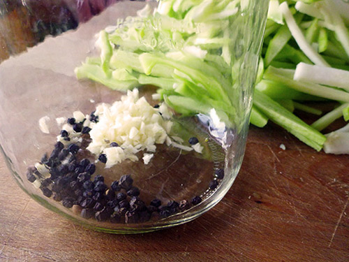 Su hào muối chua giòn giòn hấp dẫn - 3