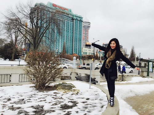 Hương Tràm thân thiết với Cao Thái Sơn ở Canada - 8
