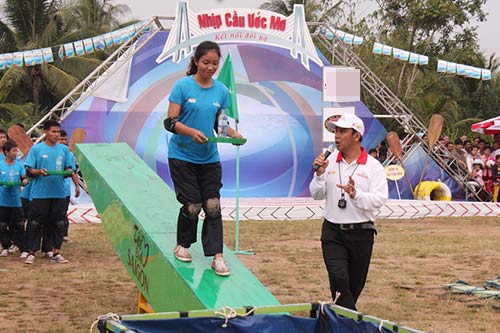 Nhịp cầu ước mơ - Thí sinh chật vật hóa người vận chuyển - 5