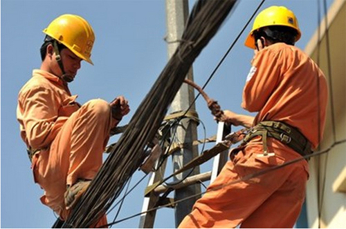 Không tăng giá điện trước Tết Nguyên đán - 1
