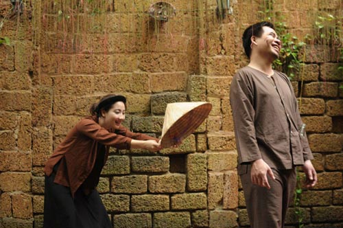 Những bộ ảnh cưới với áo nâu, váy đụp - 8
