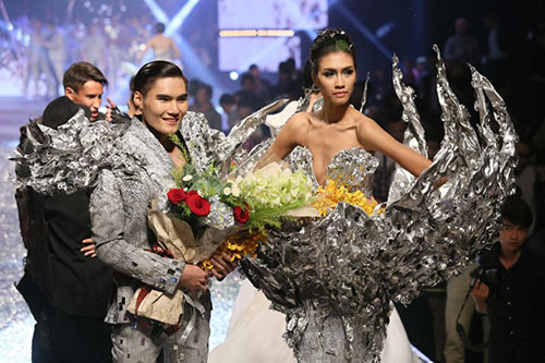 Những chiến thắng gây tranh cãi của showbiz Việt - 1