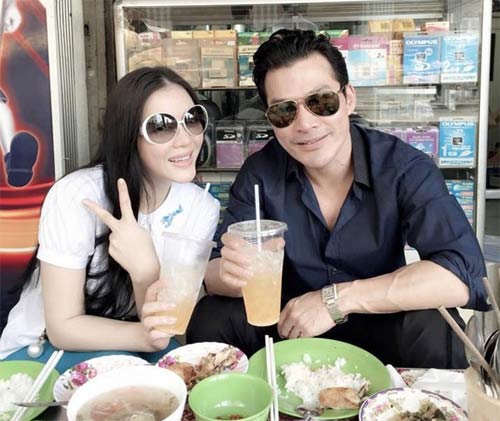 Lý Nhã Kỳ mời Trần Bảo Sơn ăn cơm vỉa hè - 1
